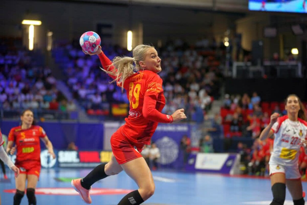 GALERIE FOTO România a atras toate privirile! Ea e cea mai sexy jucătoare de la Campionatul European 