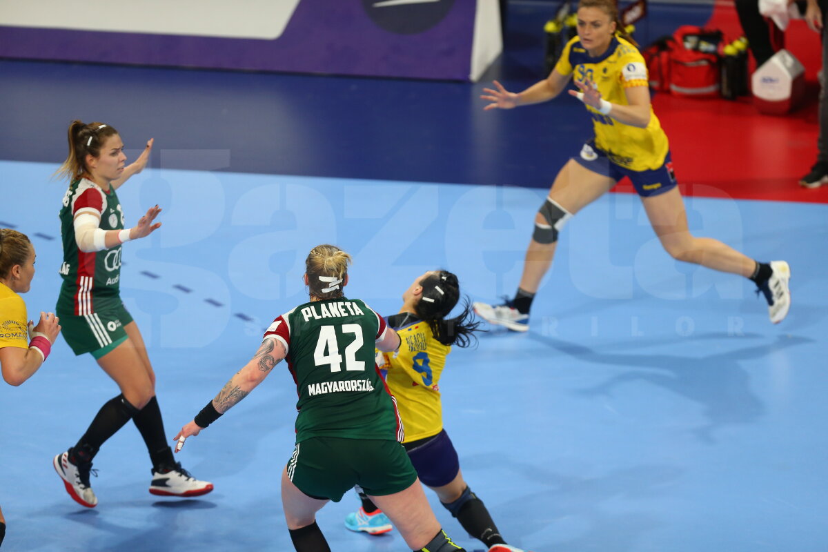 ROMÂNIA - UNGARIA 29-31 // GALERIE FOTO Lacrimi și suferință după ACCIDENTAREA ORIBILĂ a Cristinei Neagu! Imagini DUREROASE din sală 