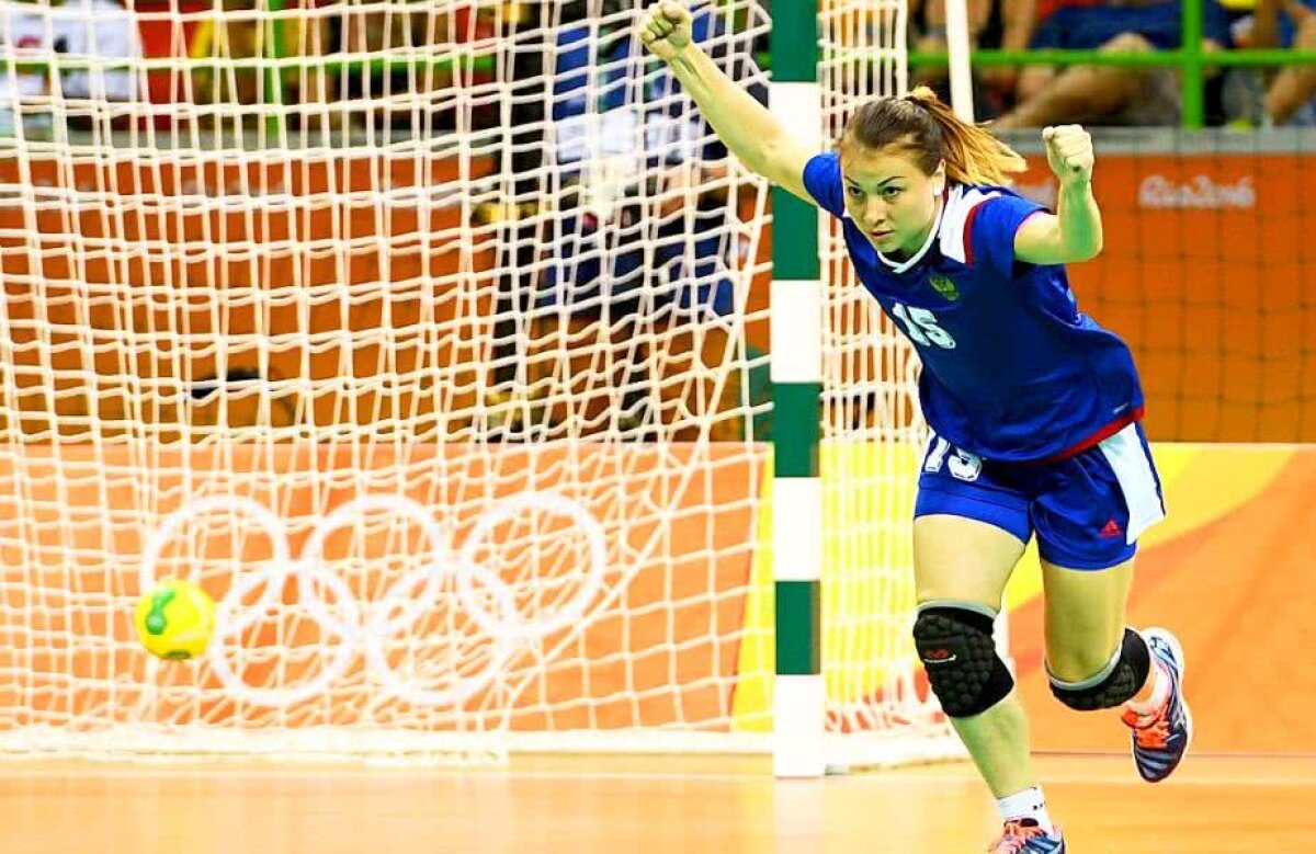 ROMÂNIA - RUSIA // GALERIE FOTO Toți ochii pe miniona nonconformistă din lotul Rusiei! Imaginile controversate postate de-a lungul timpului