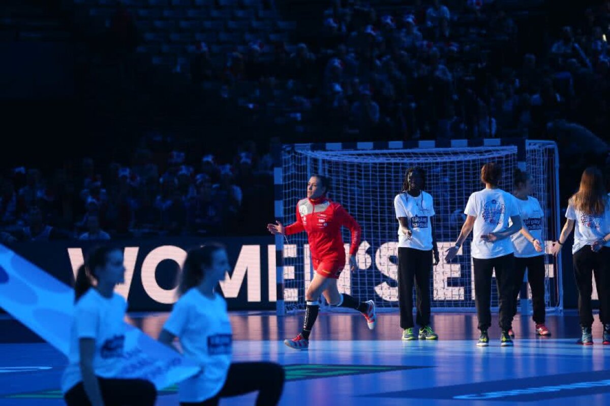 ROMÂNIA - RUSIA 22-28 // VIDEO + FOTO Spulberate fără Neagu! Ne-am prăbușit după 25 de minute în fața rusoaicelor