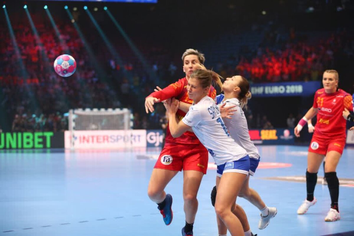 ROMÂNIA - RUSIA 22-28 // VIDEO + FOTO Spulberate fără Neagu! Ne-am prăbușit după 25 de minute în fața rusoaicelor