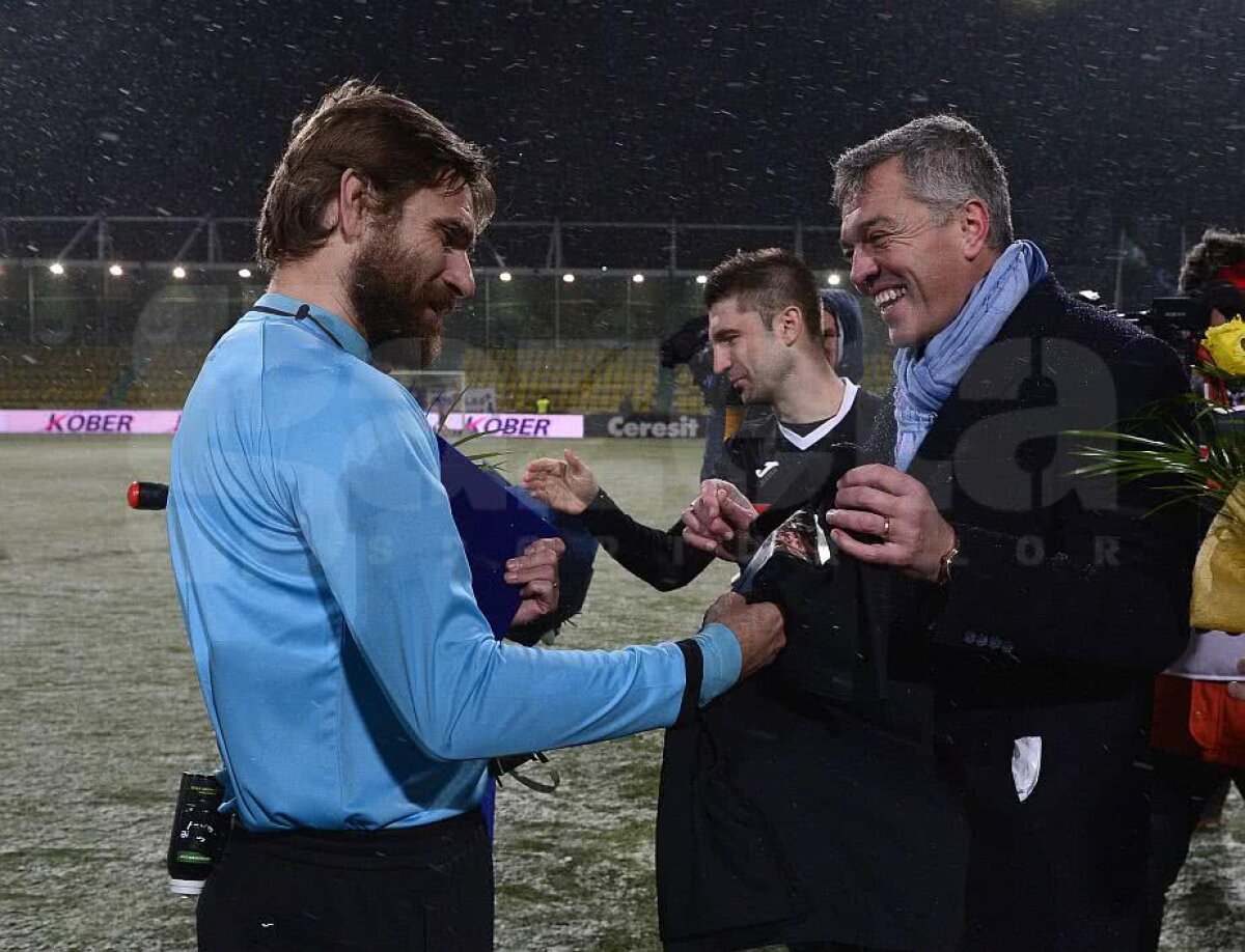 GALERIE FOTO Alexandru Tudor, premiat la retragerea din activitate: "Respect și stimă pentru o carieră sublimă"