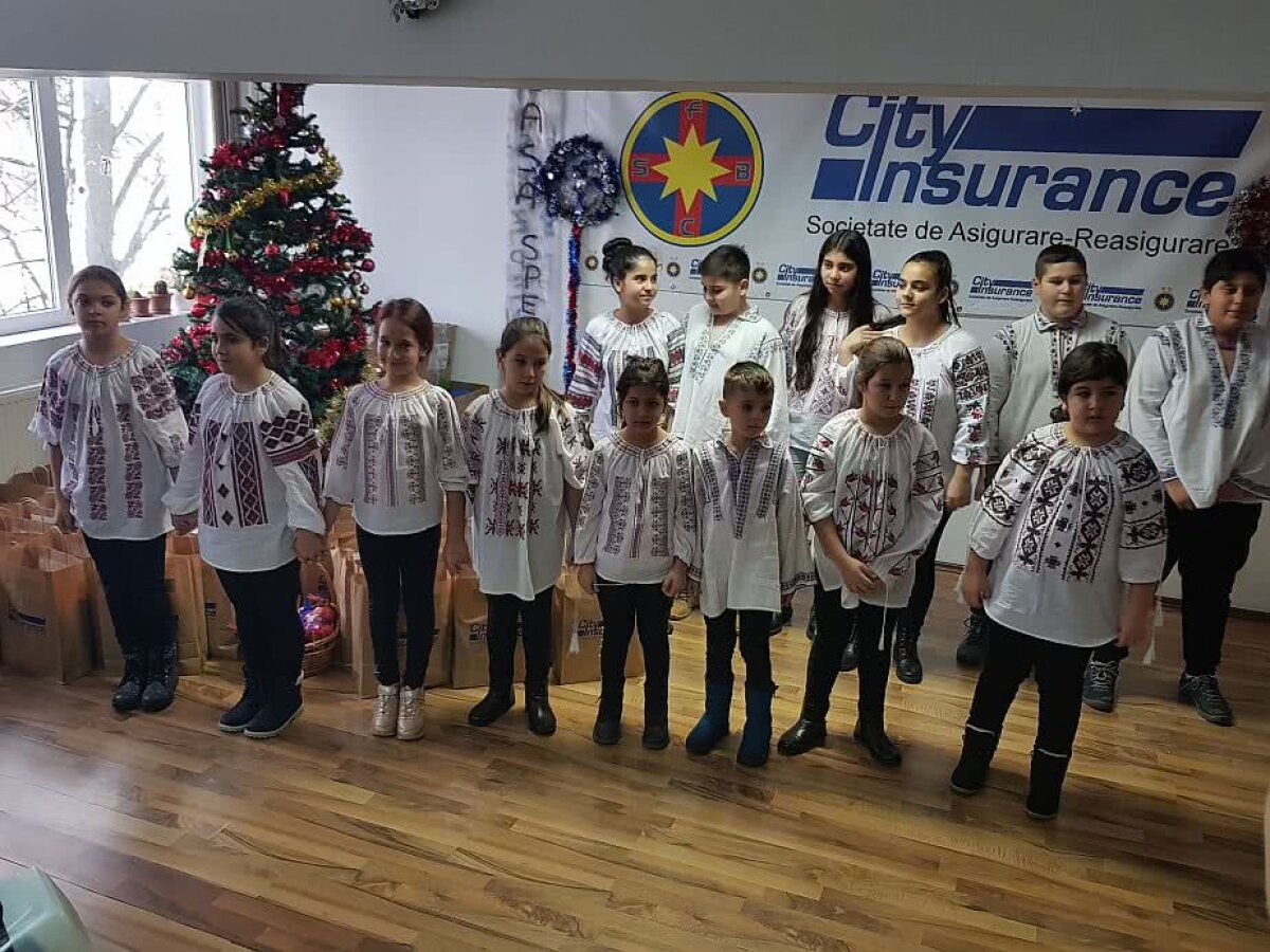 VIDEO&FOTO Jucătorii FCSB-ului, gest superb înainte de Crăciun. Au dăruit cadouri unor copii din Sectorul 4 