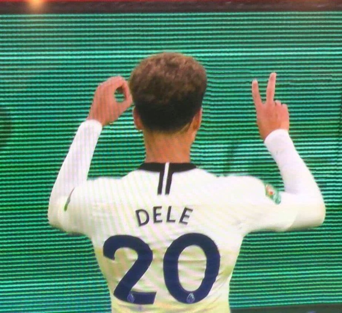 Scandal în Arsenal - Tottenham! Dele Alli, lovit în cap cu o sticlă: ”Doar un idiot poate face asta”