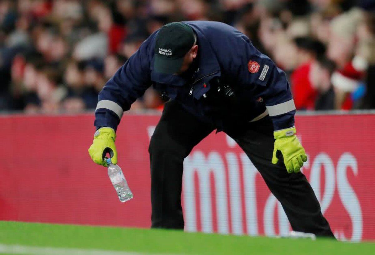 Scandal în Arsenal - Tottenham! Dele Alli, lovit în cap cu o sticlă: ”Doar un idiot poate face asta”