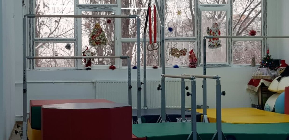 FOTO Baby gym, noul trend în gimnastică pentru cei mai mici! "Își dezvoltă forța, își pun mintea la contribuție și uită de tablete"