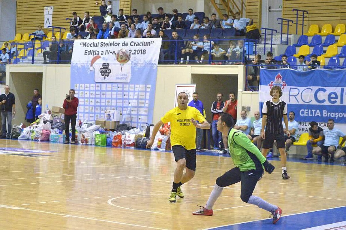 FOTO Spectacol în gala "Stelele Crăciunului" de la Brașov » Foști fotbaliști și vedete s-au adunat pentru a face o faptă bună