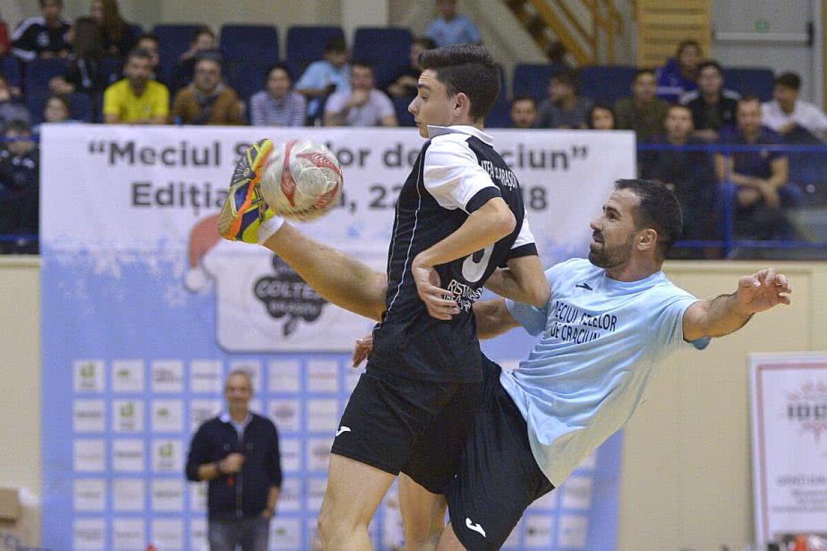 FOTO Spectacol în gala "Stelele Crăciunului" de la Brașov » Foști fotbaliști și vedete s-au adunat pentru a face o faptă bună