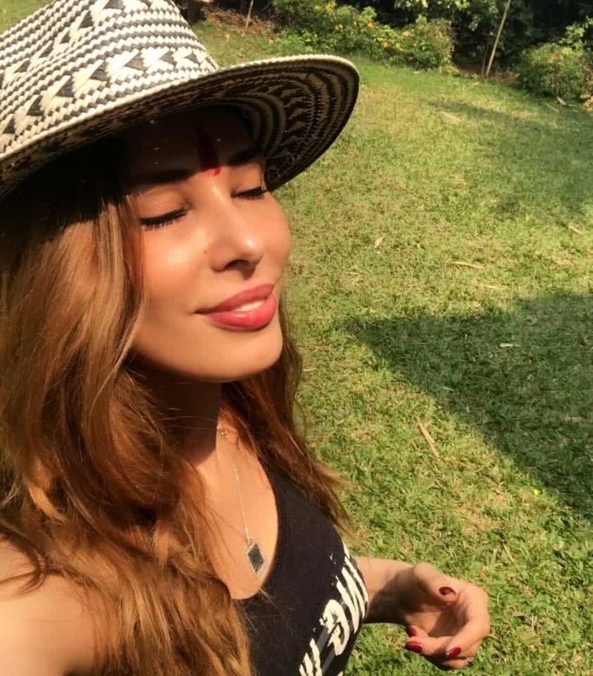 VIDEO Dezmăț total! Cum s-au distrat Iulia Vântur și Salman Khan de Crăciun: imaginile au fost făcute publice