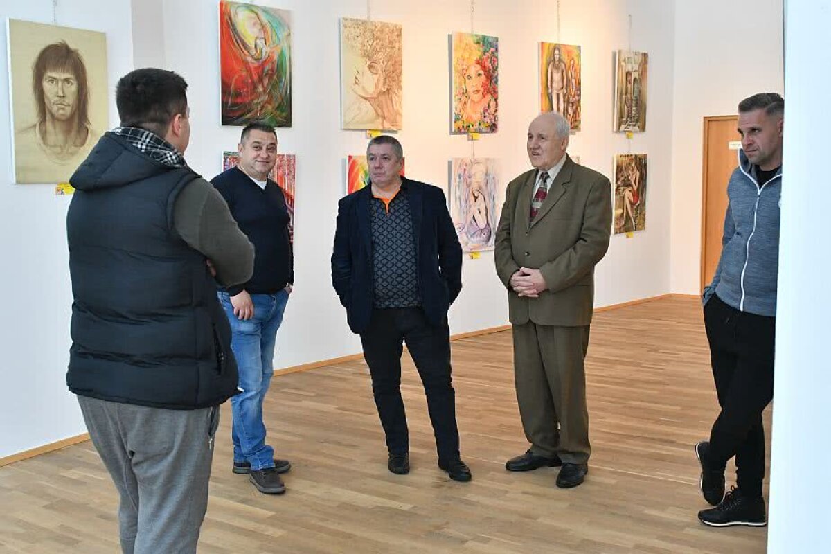 GALERIE FOTO Pictura, pasiunea nespusă a regretatei soții a lui Cornel Țălnar » Imagini cu expoziția din Poiana Brașov