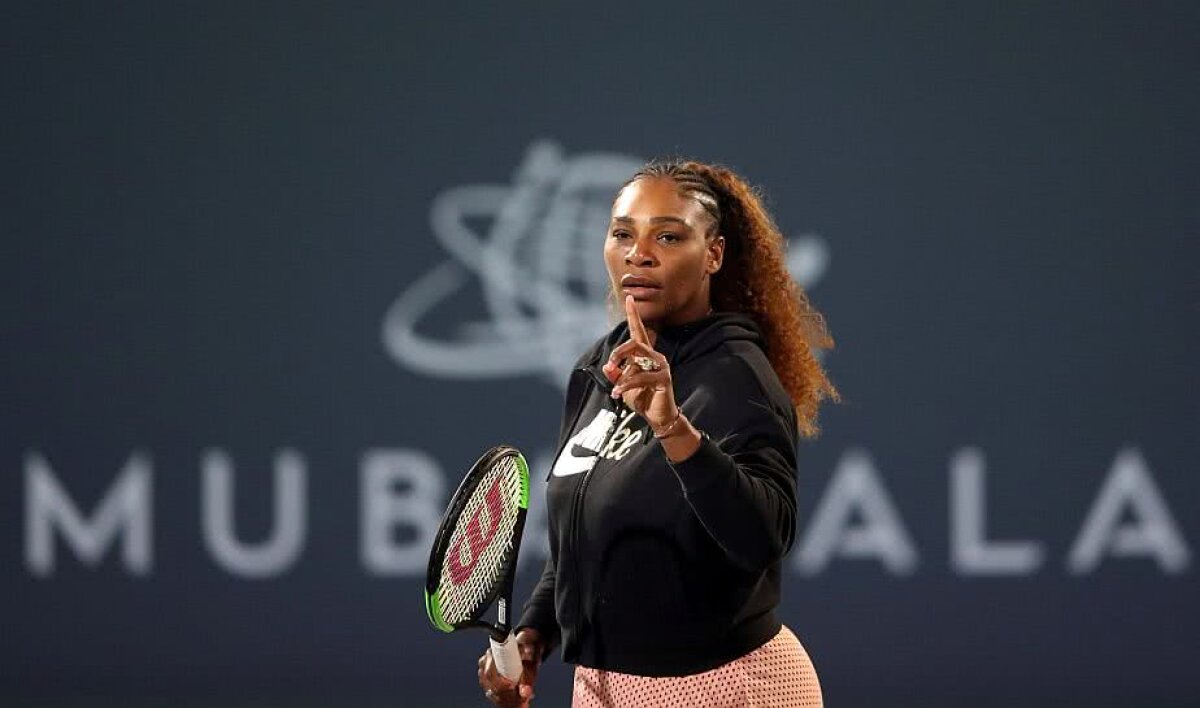 VIDEO + FOTO Înfruntare de gală: Serena Williams a cedat primul meci al noului sezon » Simona Halep amână startul