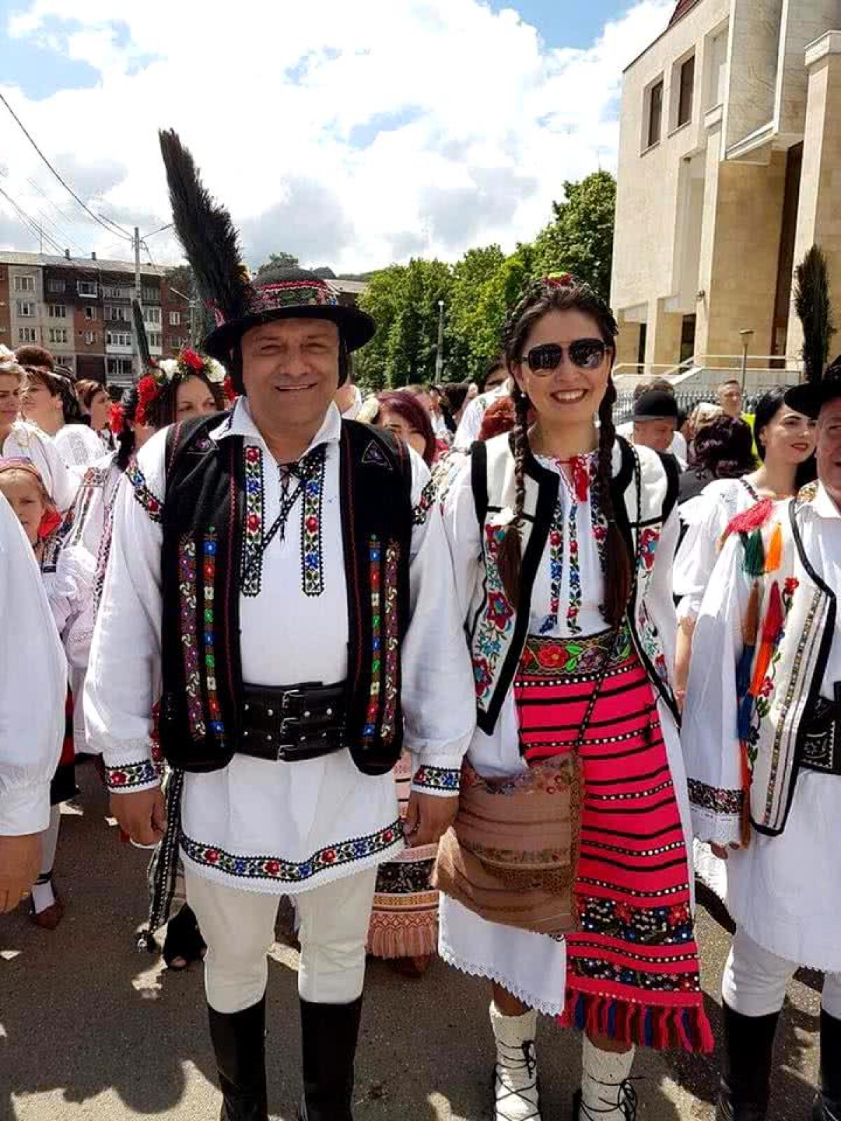Cine este iubita lui Gabi Balint. Neașteptat cu ce se ocupă Luciana Pop la Bistrița! GALERIE FOTO