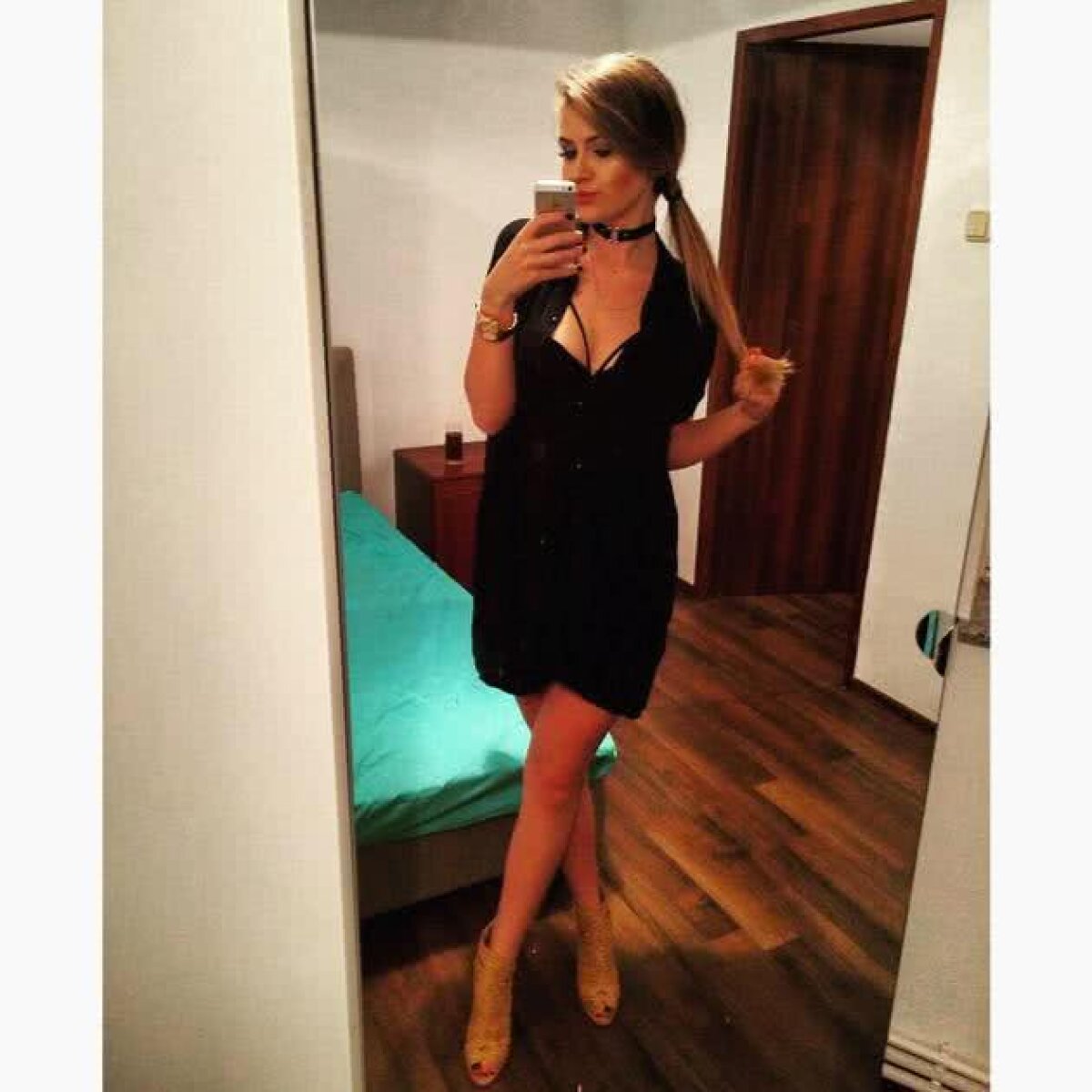 GALERIE FOTO Un titular de la Dinamo a dat lovitura! S-a combinat cu sora extrem de sexy a unui jucător din Liga 1