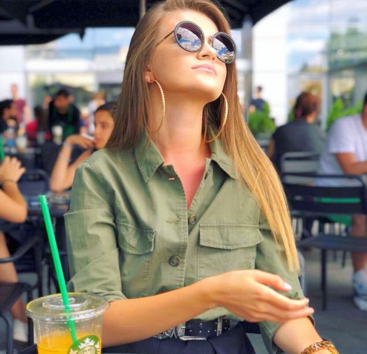 GALERIE FOTO Un titular de la Dinamo a dat lovitura! S-a combinat cu sora extrem de sexy a unui jucător din Liga 1