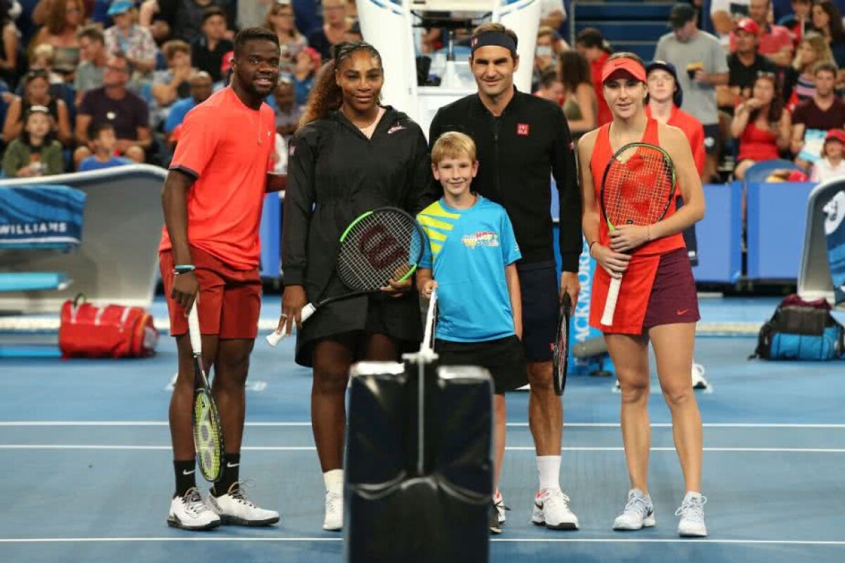 VIDEO + FOTO Roger Federer și Serena Williams au fost adversari pentru prima dată pe un teren de tenis!