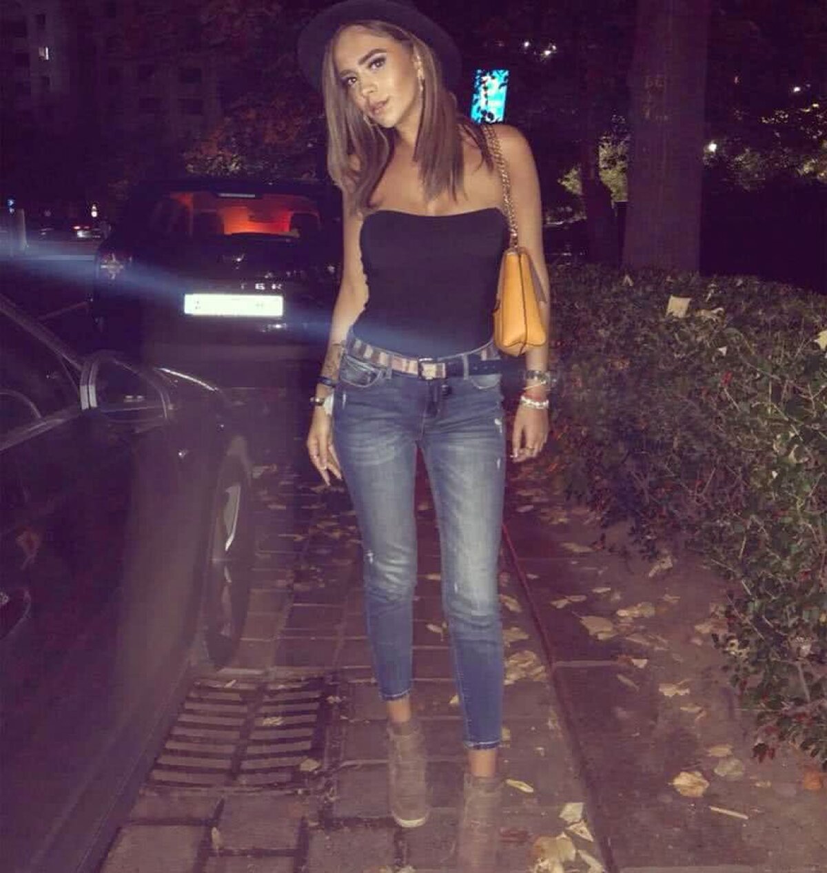 GALERIE FOTO Un stelist și-a cerut superba iubită în căsătorie într-o croazieră la Istanbul