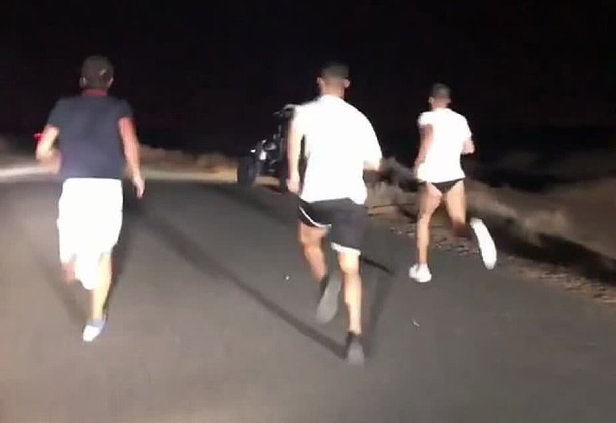 VIDEO Cristiano Ronaldo e o bestie » Imagini incredibile: starul lui Juventus, filmat alergând noaptea prin deșert