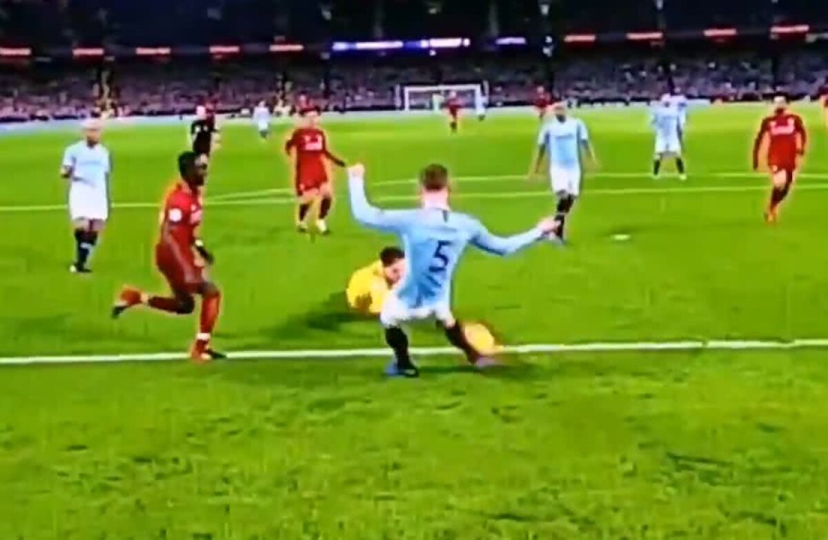 MANCHESTER CITY - LIVERPOOL 2-1 // FOTO Moment ireal în minutul 17 » Încă un centimetru și era gol, la capătul unei faze antologice!