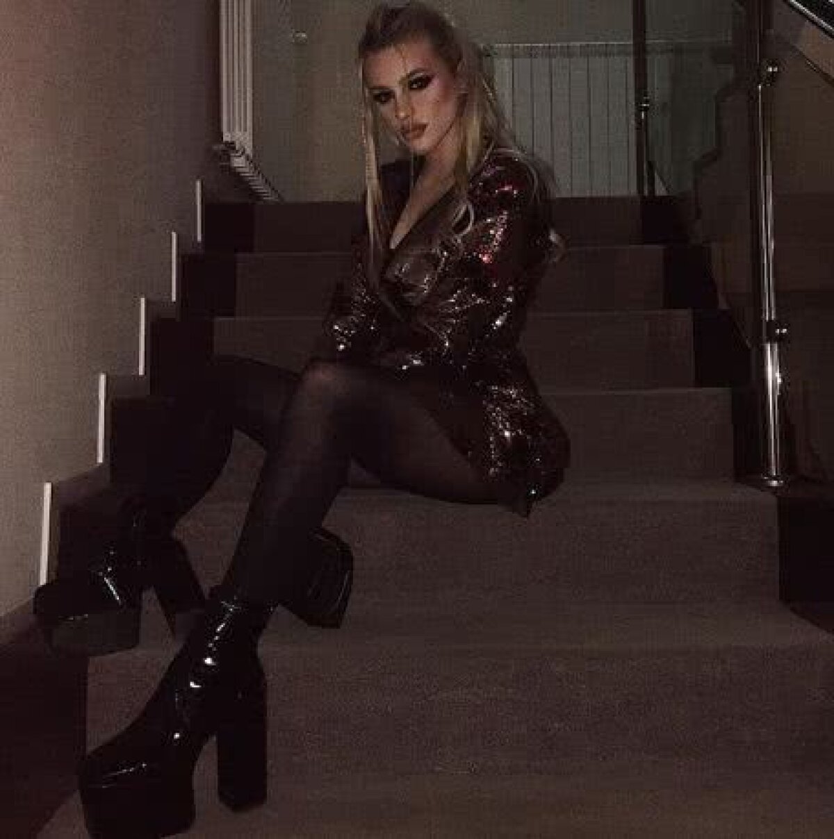 GALERIE FOTO Fiica lui Gabi Balint, INCENDIARĂ pe Facebook! Pozează aproape goală și adună sute de aprecieri 