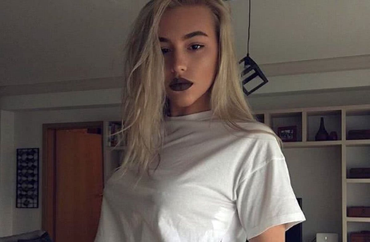 GALERIE FOTO Fiica lui Gabi Balint, INCENDIARĂ pe Facebook! Pozează aproape goală și adună sute de aprecieri 