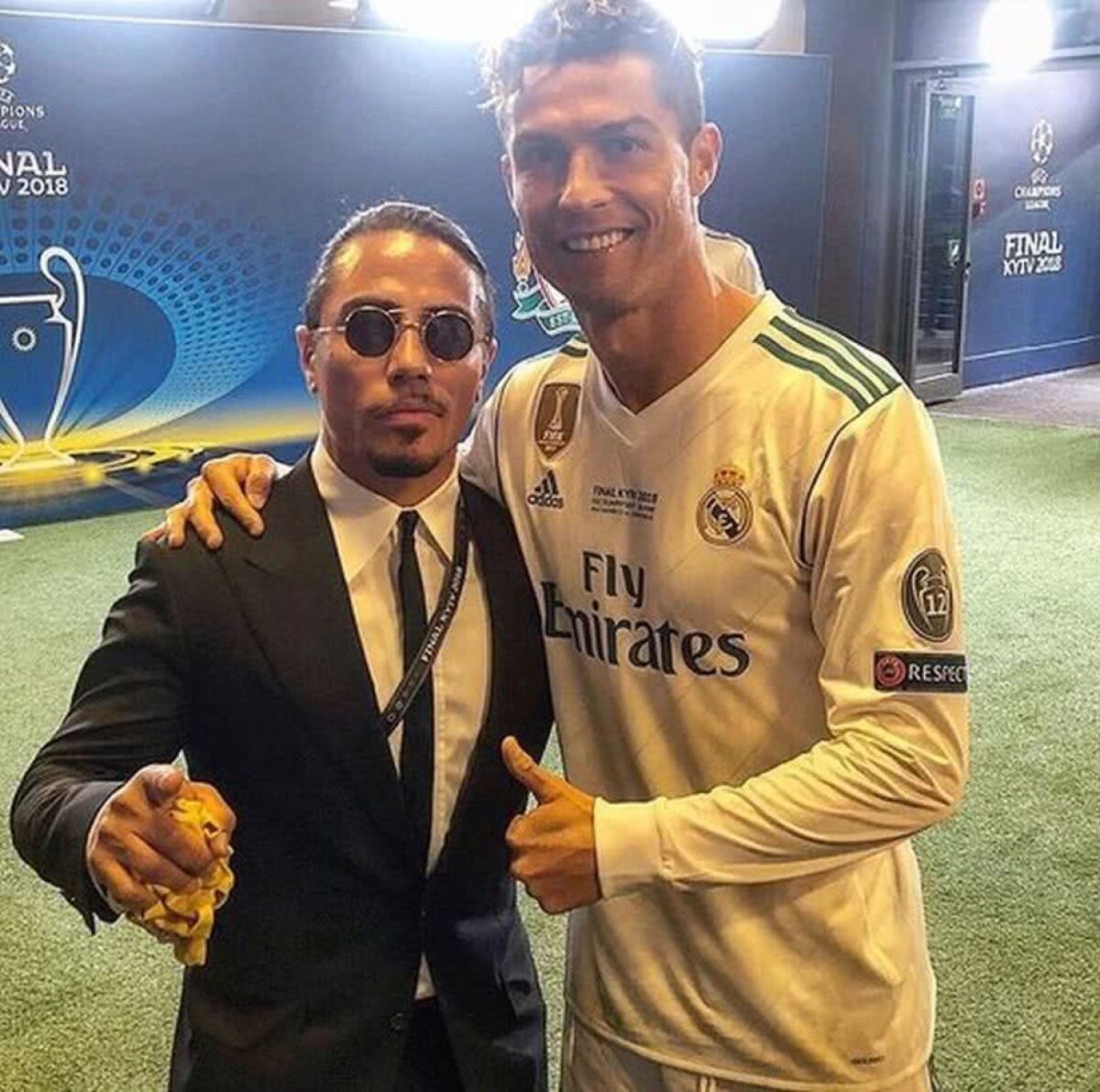 SALT BAE. VIDEO Noua fiță printre fotbaliștii lumii a ajuns și-n Liga 1 » Jucătorul român care tocmai a "gustat" virala de pe net, după Messi sau Ribery