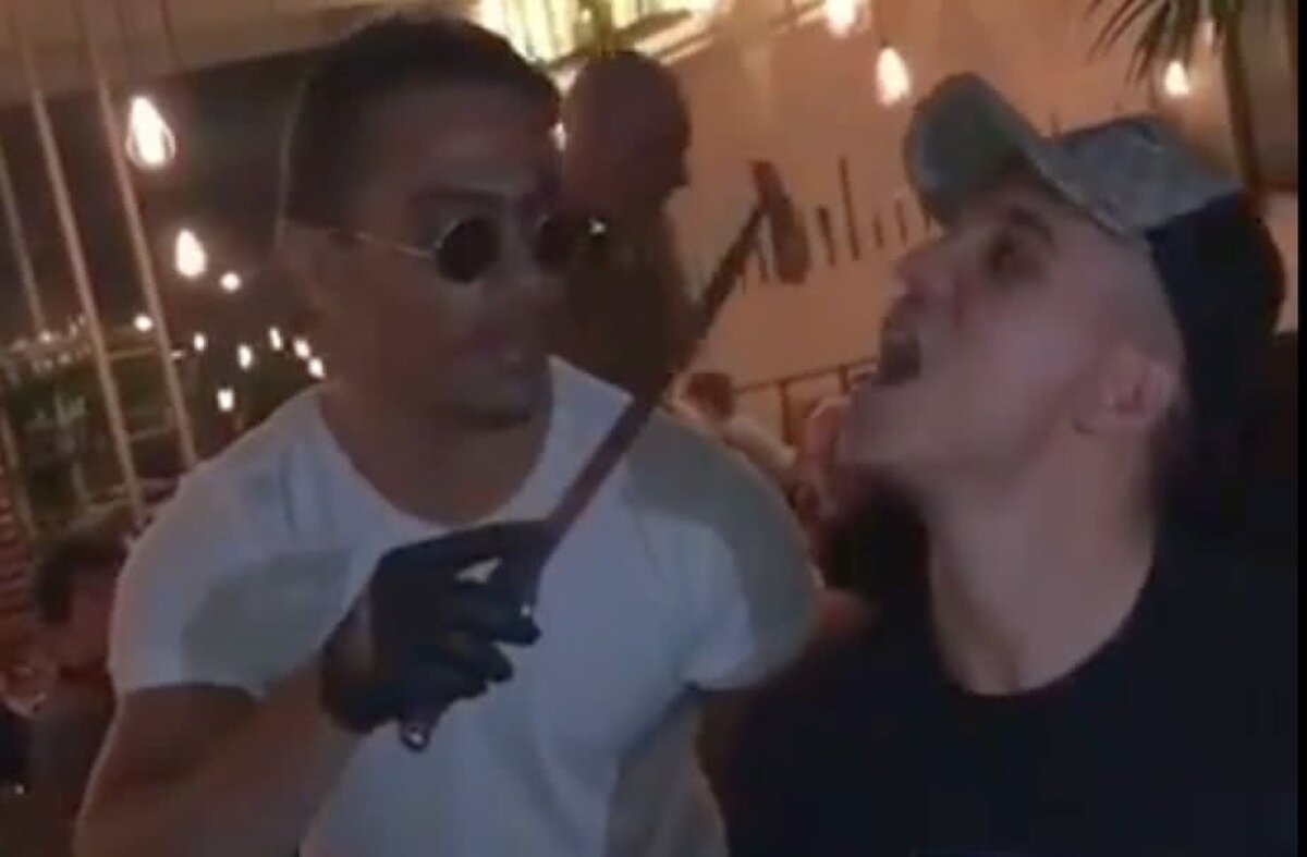 SALT BAE. VIDEO Noua fiță printre fotbaliștii lumii a ajuns și-n Liga 1 » Jucătorul român care tocmai a "gustat" virala de pe net, după Messi sau Ribery