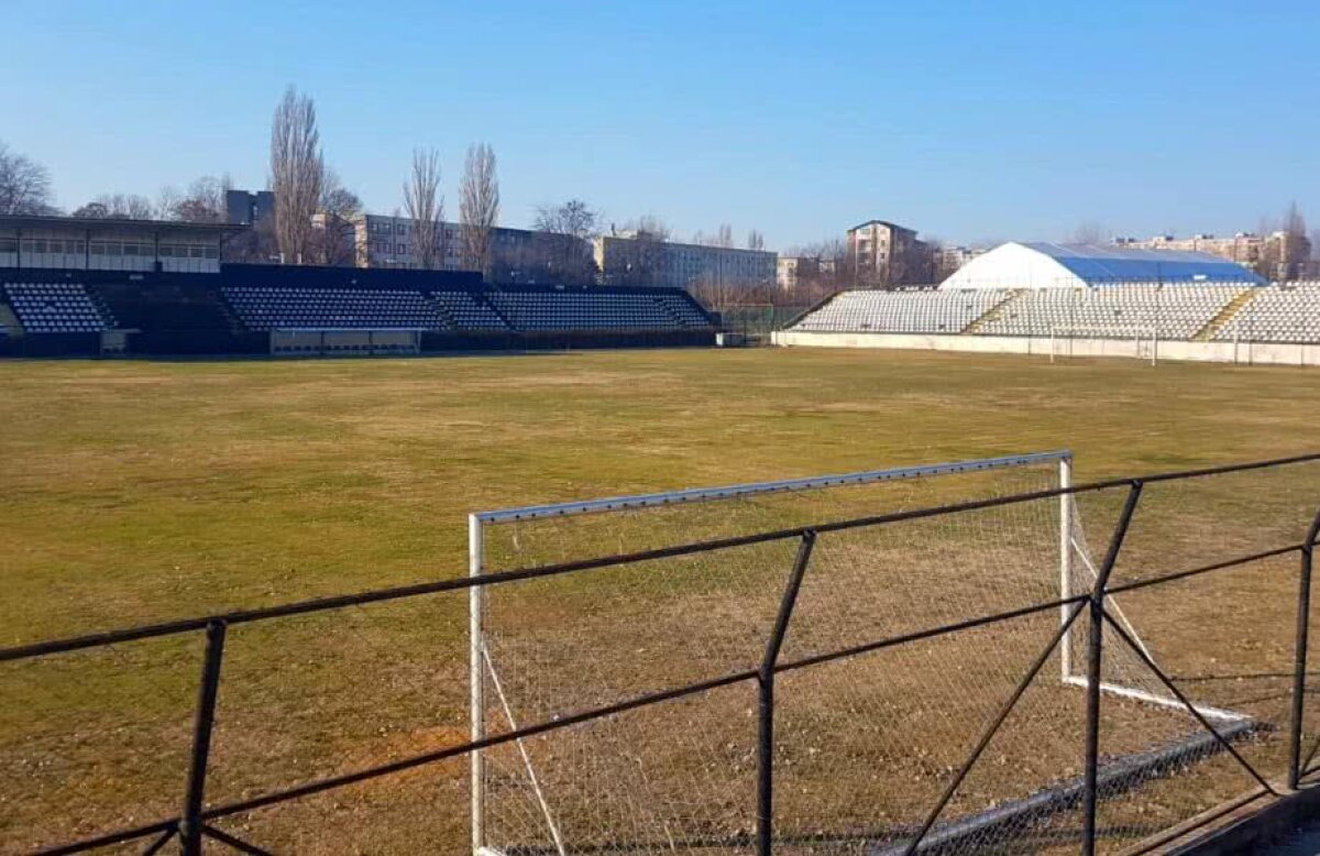 FOTO + VIDEO EXCLUSIV Rapid se mută într-o ruină! GSP.ro a vizitat arena în paragină pe care giuleștenii vor evolua în 2019: rugină, cioburi, sticle și gunoaie + cum arată gazonul