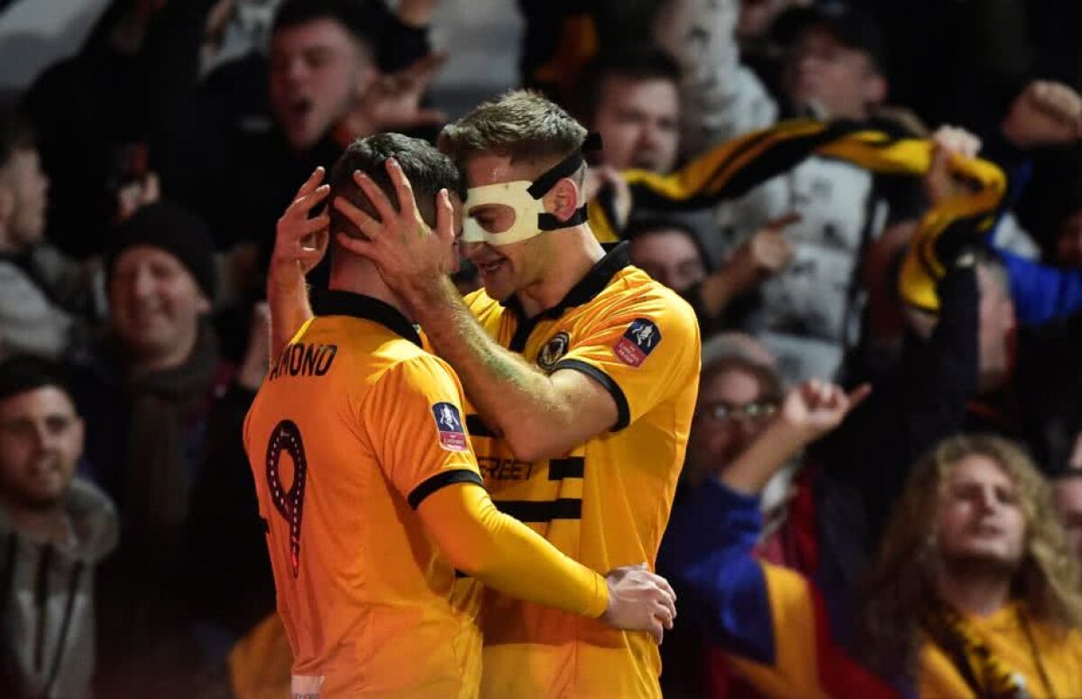 VIDEO + FOTO Surpriza începutului de 2019: Leicester, eliminată din Cupă de o echipă din Liga a 4-a » Imagini absolut INCREDIBILE în tribune