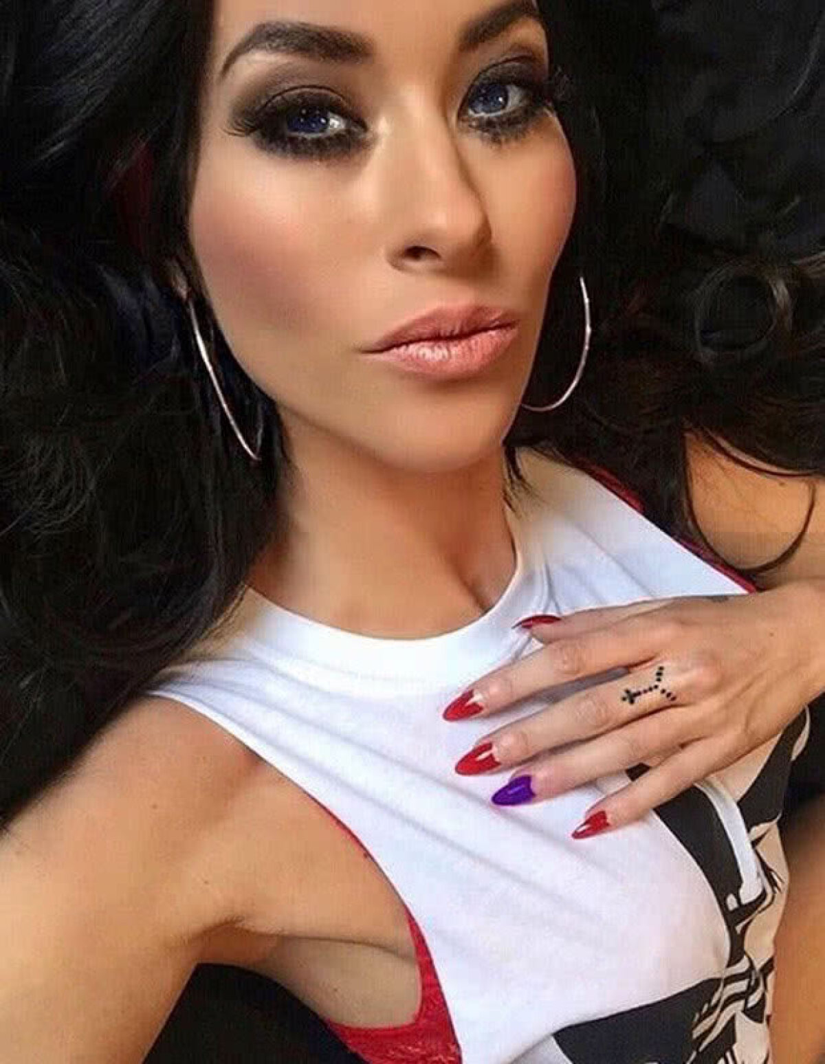 FOTO Când părea că apele s-au liniștit, încă o fostă iubită a lui Cristiano Ronaldo iese la atac și o sprijină pe Kathryn Mayorga: "O s-o ajut cu dovezi clare! E un psihopat nenorocit"