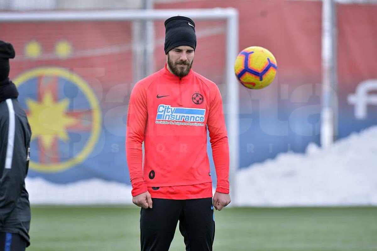 GALERIE FOTO Imagini de la antrenamentul FCSB-ului de azi! Teja și Matei, din nou în echipamentul roș-albaștrilor 