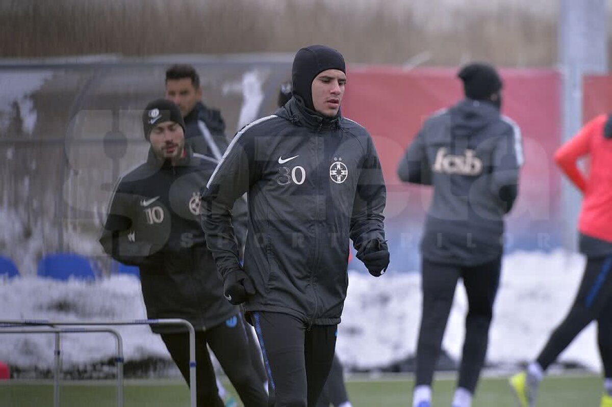 GALERIE FOTO Imagini de la antrenamentul FCSB-ului de azi! Teja și Matei, din nou în echipamentul roș-albaștrilor 