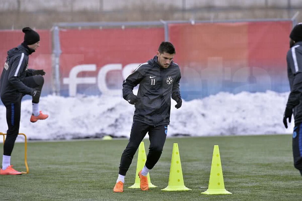 GALERIE FOTO Imagini de la antrenamentul FCSB-ului de azi! Teja și Matei, din nou în echipamentul roș-albaștrilor 