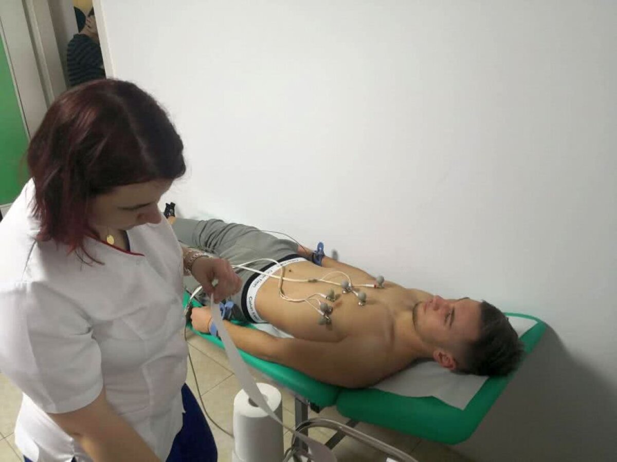 VIDEO+FOTO Nicholas Popescu, la vizita medicală a Viitorului! Fiul lui Gică Popescu va merge în cantonament cu echipa lui Hagi