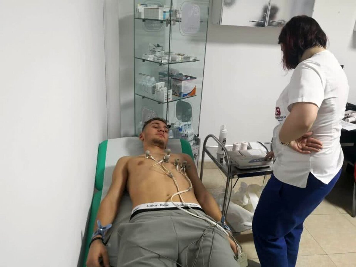 VIDEO+FOTO Nicholas Popescu, la vizita medicală a Viitorului! Fiul lui Gică Popescu va merge în cantonament cu echipa lui Hagi