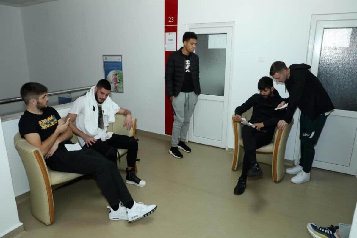 VIDEO+FOTO Nicholas Popescu, la vizita medicală a Viitorului! Fiul lui Gică Popescu va merge în cantonament cu echipa lui Hagi