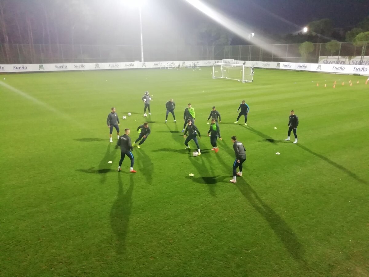 FOTO Contra și Hagi, întâlnire neprogramată în Antalya » Selecționerul l-a urmărit pe „Rege” la treabă