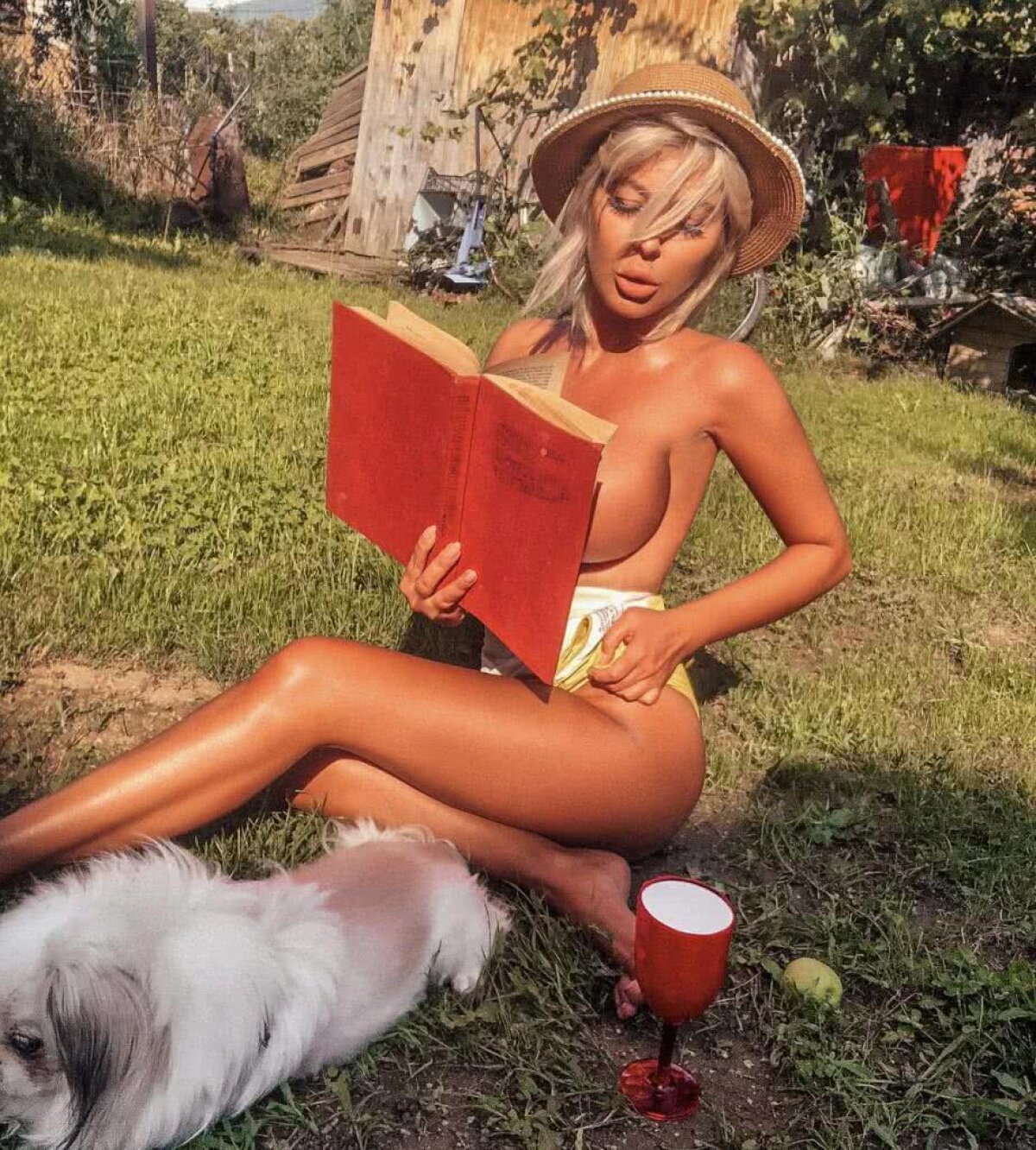 GALERIE FOTO O mai știți pe Andrea? Bomba sexy a lui Costi Ioniță care a făcut ravagii în România