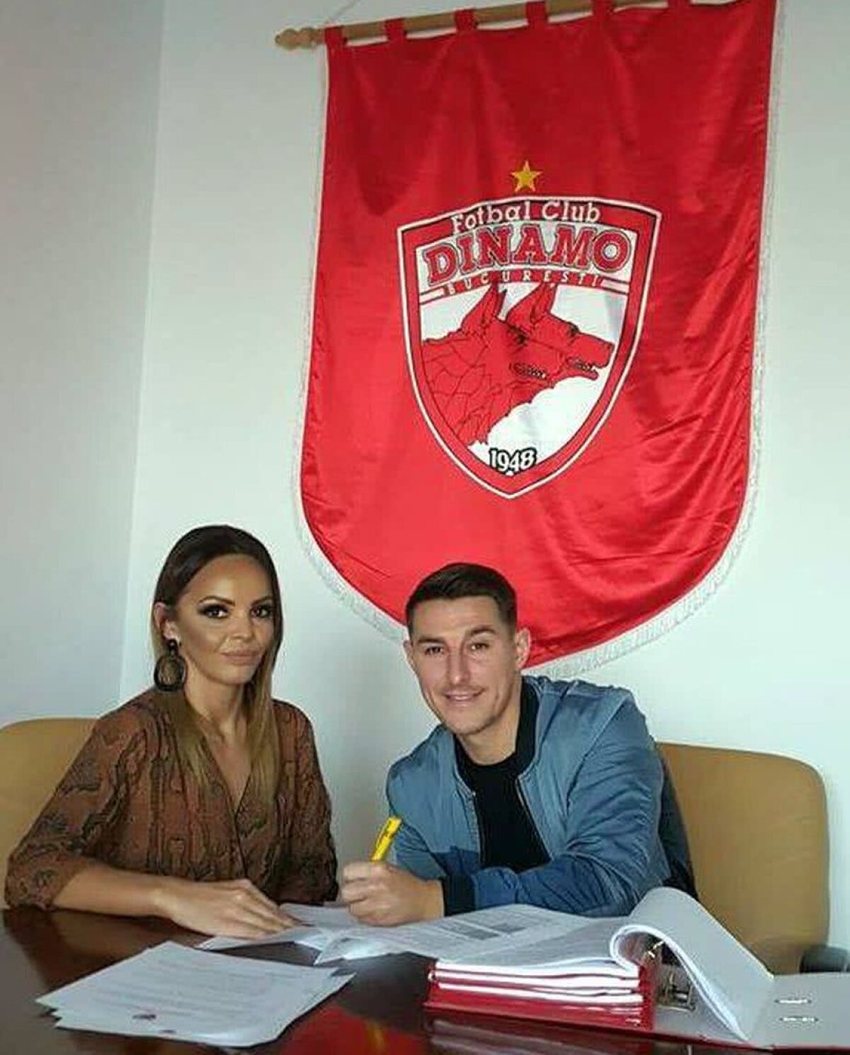 OFICIAL Dinamo l-a transferat pe jucătorul crescut la Liverpool! Jordan Mustoe a semnat cu formația alb-roșie