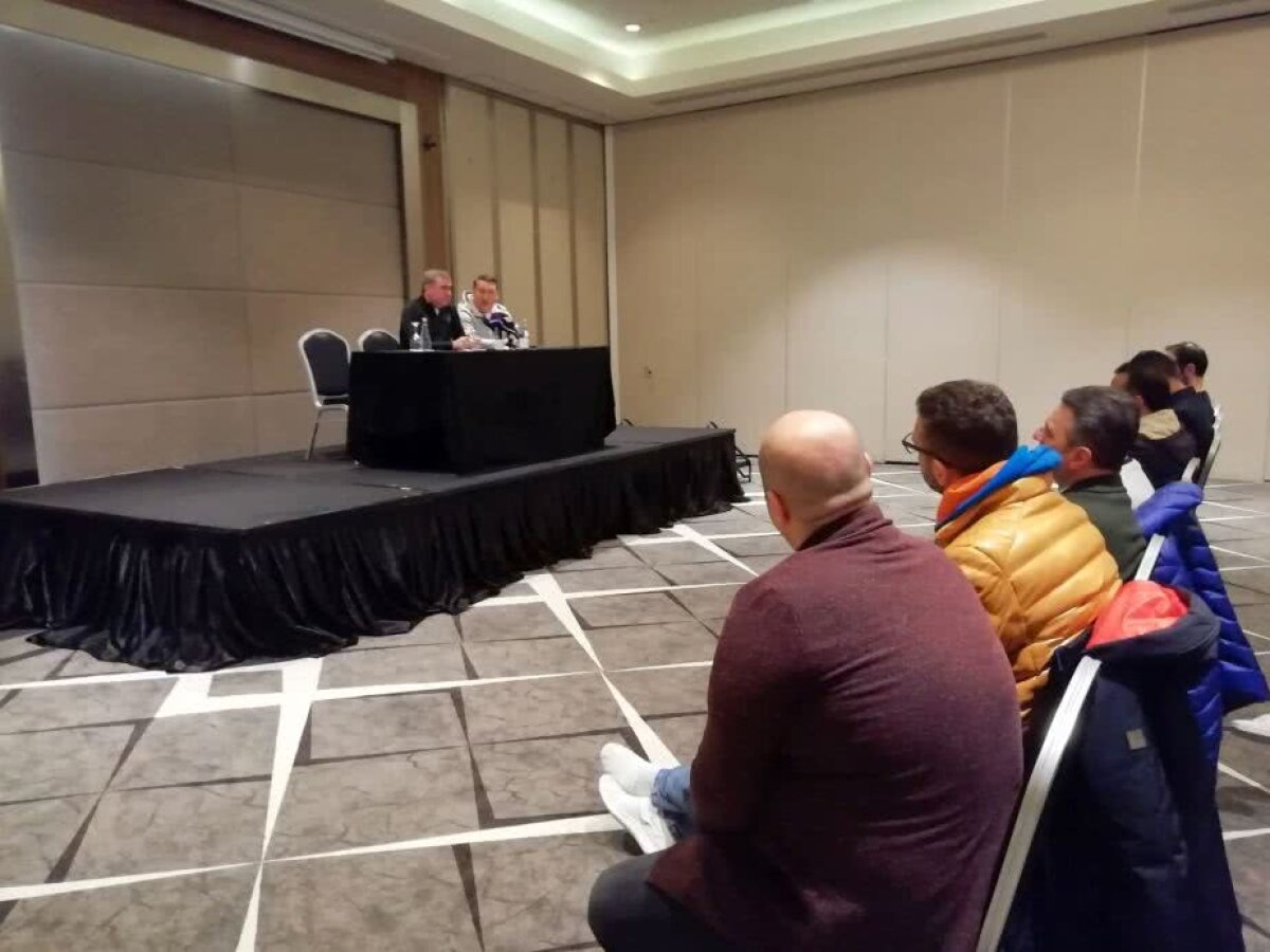 VIITORUL // Conferință de presă inedită pentru Gică și Ianis Hagi: de vorbă cu ziariștii turci » Promisiunea fiului „Regelui” în fața jurnaliștilor