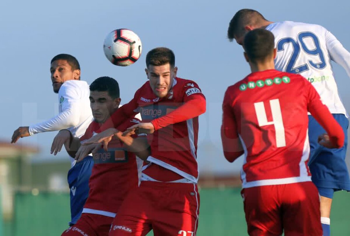 DINAMO - HAJDUK SPLIT 0-2 // VIDEO + FOTO Înfrângere pentru Dinamo în primul amical al iernii »„Câinii” n-au avut nicio șansă contra lui Hajduk Split