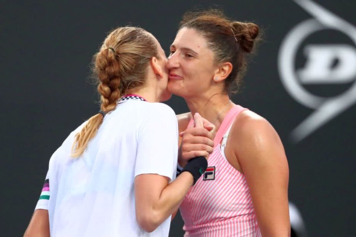 IRINA BEGU - PETRA KVITOVA // VIDEO Punct genial! Lovitură de senzație reușită cu mâna „mai slabă”, din spatele liniei de fund