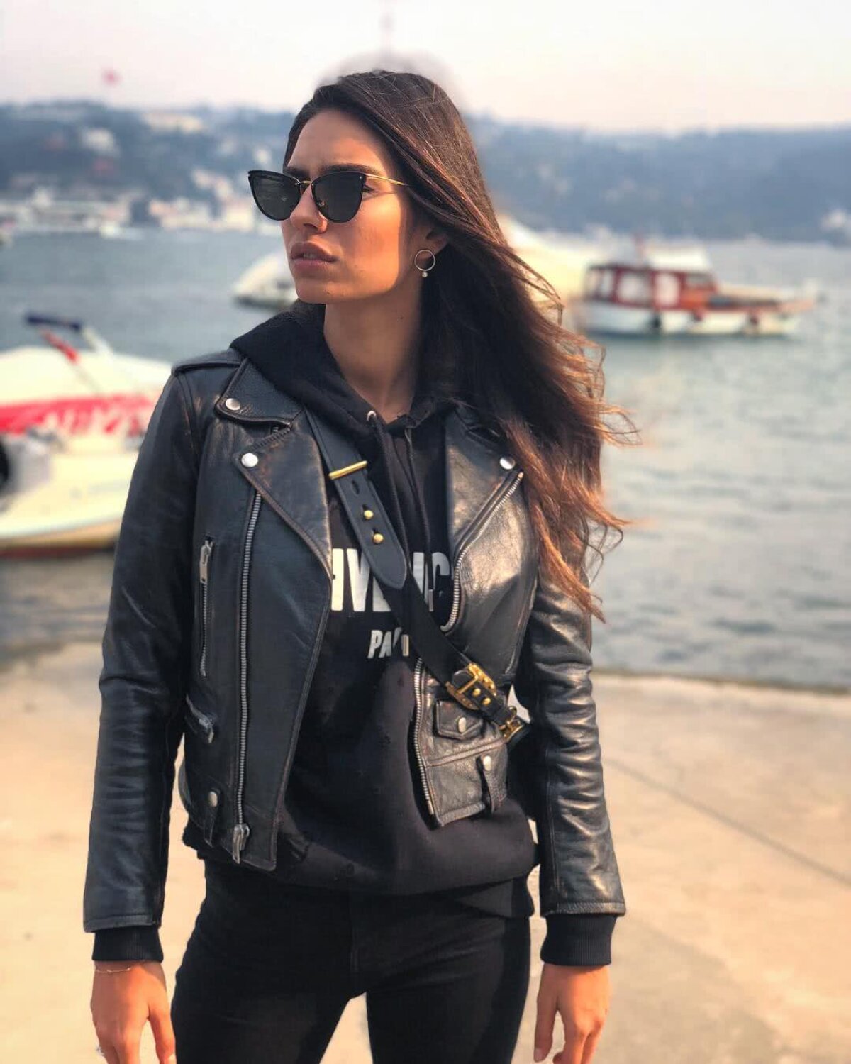 AMINE GULSE // FOTO Pregătiri de nuntă » Mesut Ozil se va căsători cu un model german