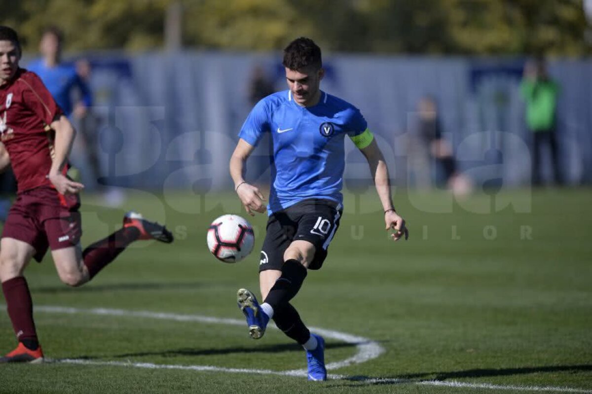 VIITORUL - RUBIN KAZAN 2-2 // VIDEO + FOTO Ianis Hagi, gol superb, penalty ratat și eliminare în amicalul cu Rubin » I-a răspuns lui Gică Hagi și a fost băgat în ședință. Dialog tensionat