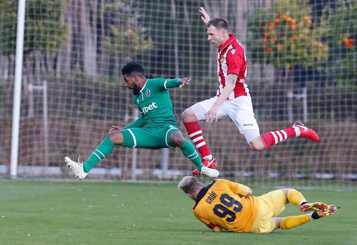 VIDEO Adi Popa, primul gol pentru Ludogoreț » Cosmin Moți a marcat și el, sub ochii selecționerului Cosmin Contra