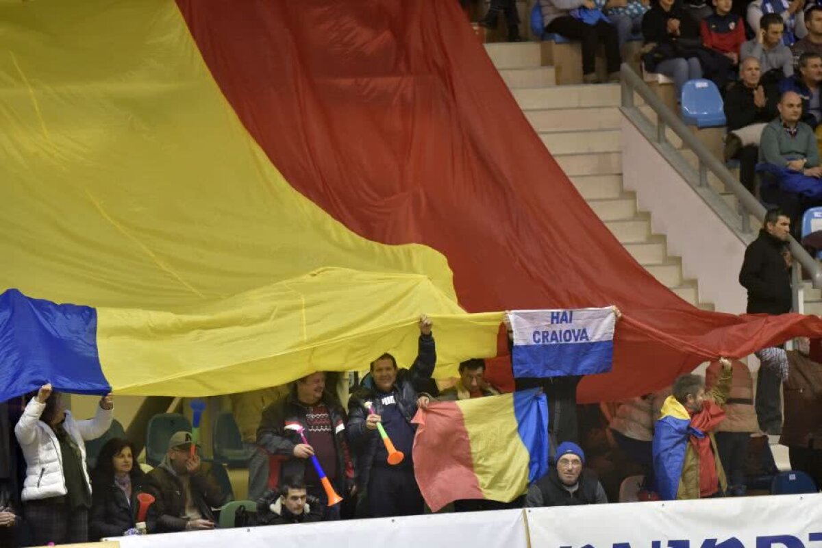 SCM CRAIOVA -  PODRAVKA VEGETA 23-26 // FOTO Umbra campioanei » SCM Craiova, tot mai departe de apărarea trofeului Cupei EHF