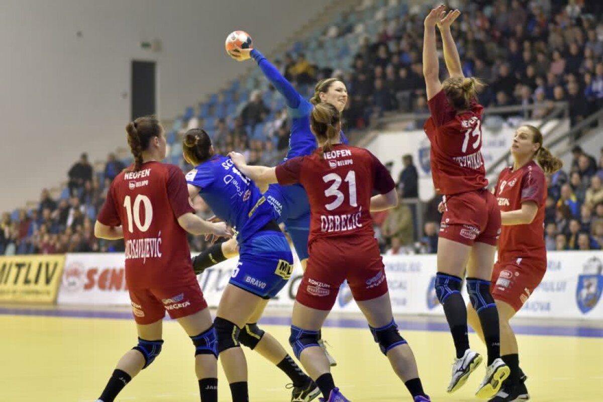 SCM CRAIOVA -  PODRAVKA VEGETA 23-26 // FOTO Umbra campioanei » SCM Craiova, tot mai departe de apărarea trofeului Cupei EHF