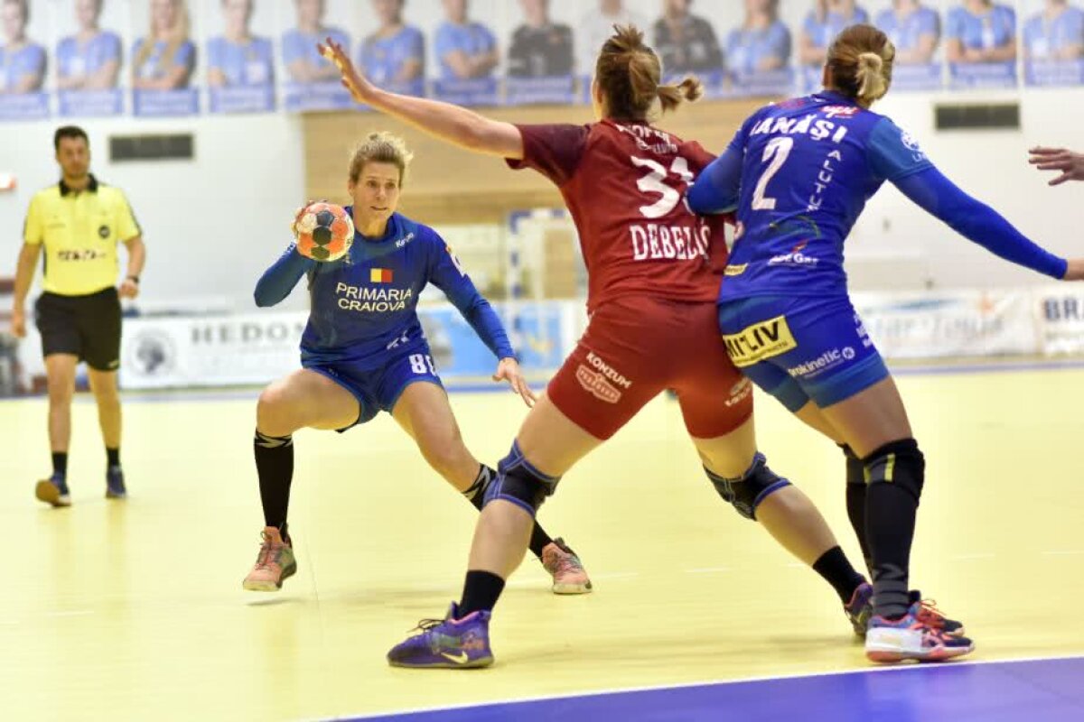 SCM CRAIOVA -  PODRAVKA VEGETA 23-26 // FOTO Umbra campioanei » SCM Craiova, tot mai departe de apărarea trofeului Cupei EHF