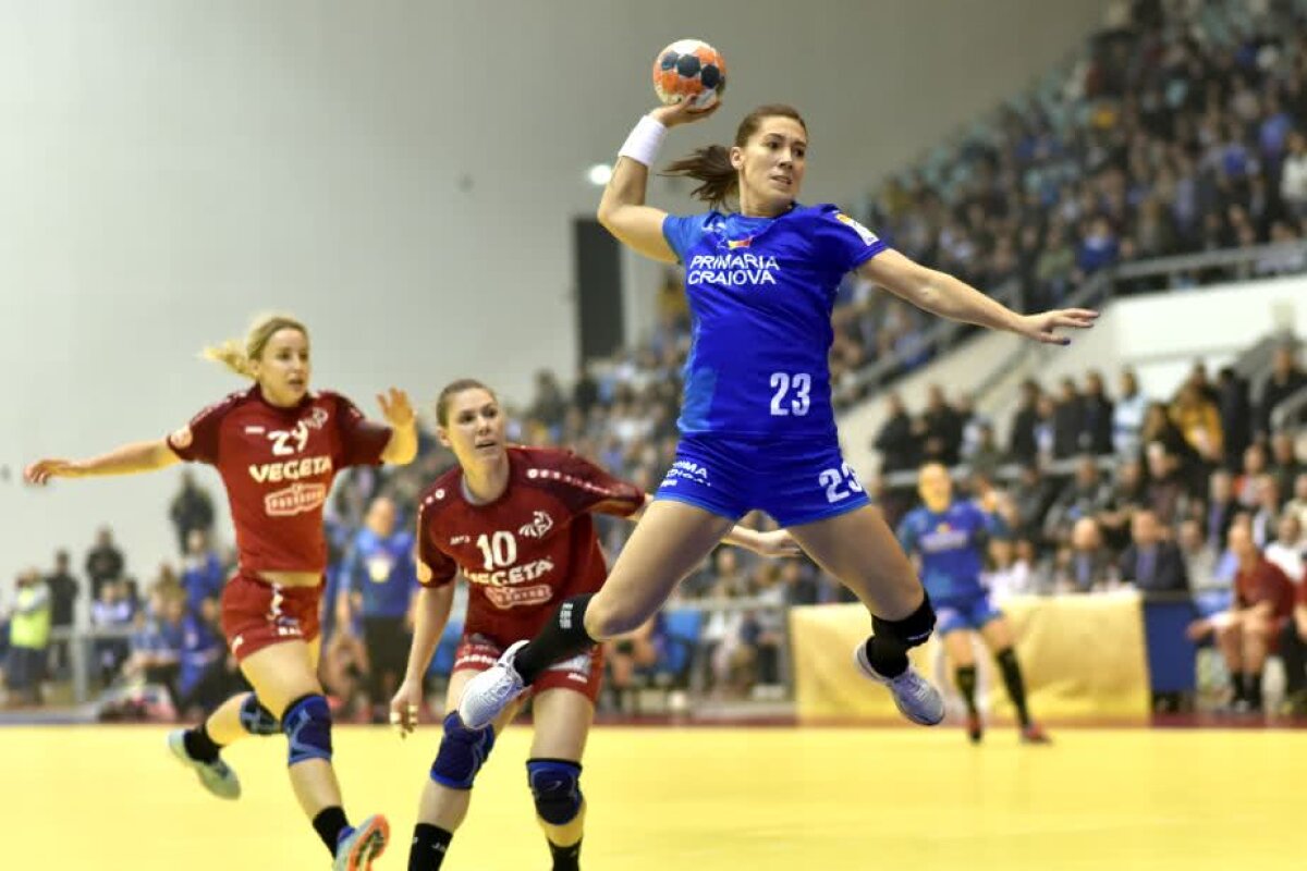 SCM CRAIOVA -  PODRAVKA VEGETA 23-26 // FOTO Umbra campioanei » SCM Craiova, tot mai departe de apărarea trofeului Cupei EHF