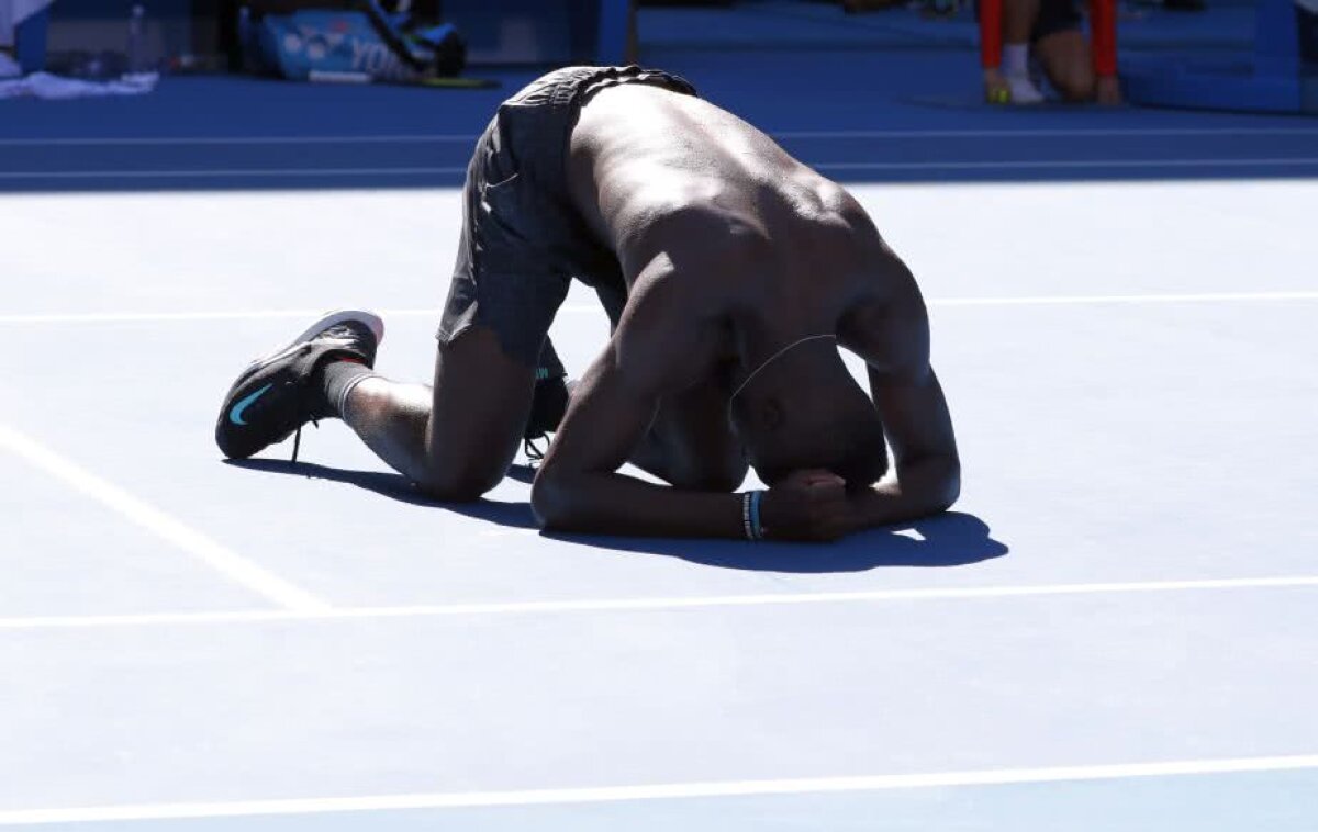 TIAFOE - DIMITROV // VIDEO+FOTO Frances Tiafoe a izbucnit în lacrimi pe teren după ce a prins meciul vieții cu Nadal: "Le-am zis părinților mei acum 10 ani că le voi schimba viața lor și pe a mea"