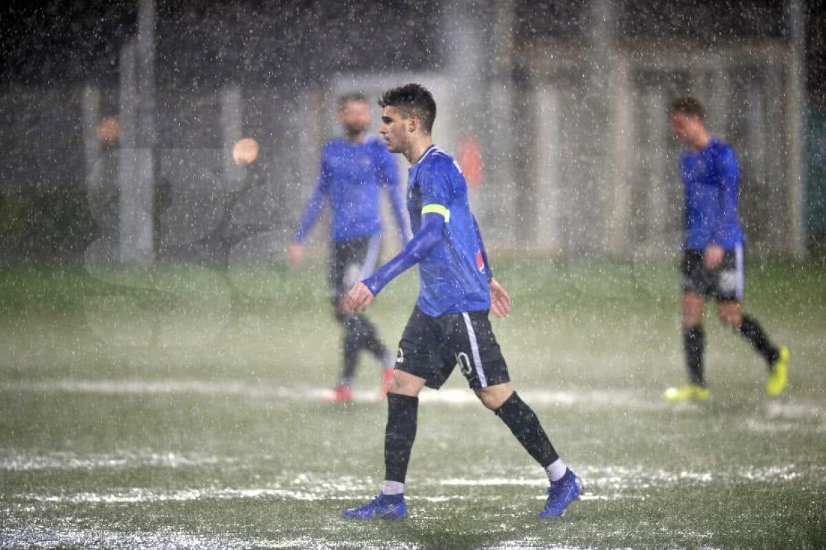 FOTO + VIDEO Amicalul Viitorului cu liderul la zi din Polonia a fost oprit după 49 de minute! 